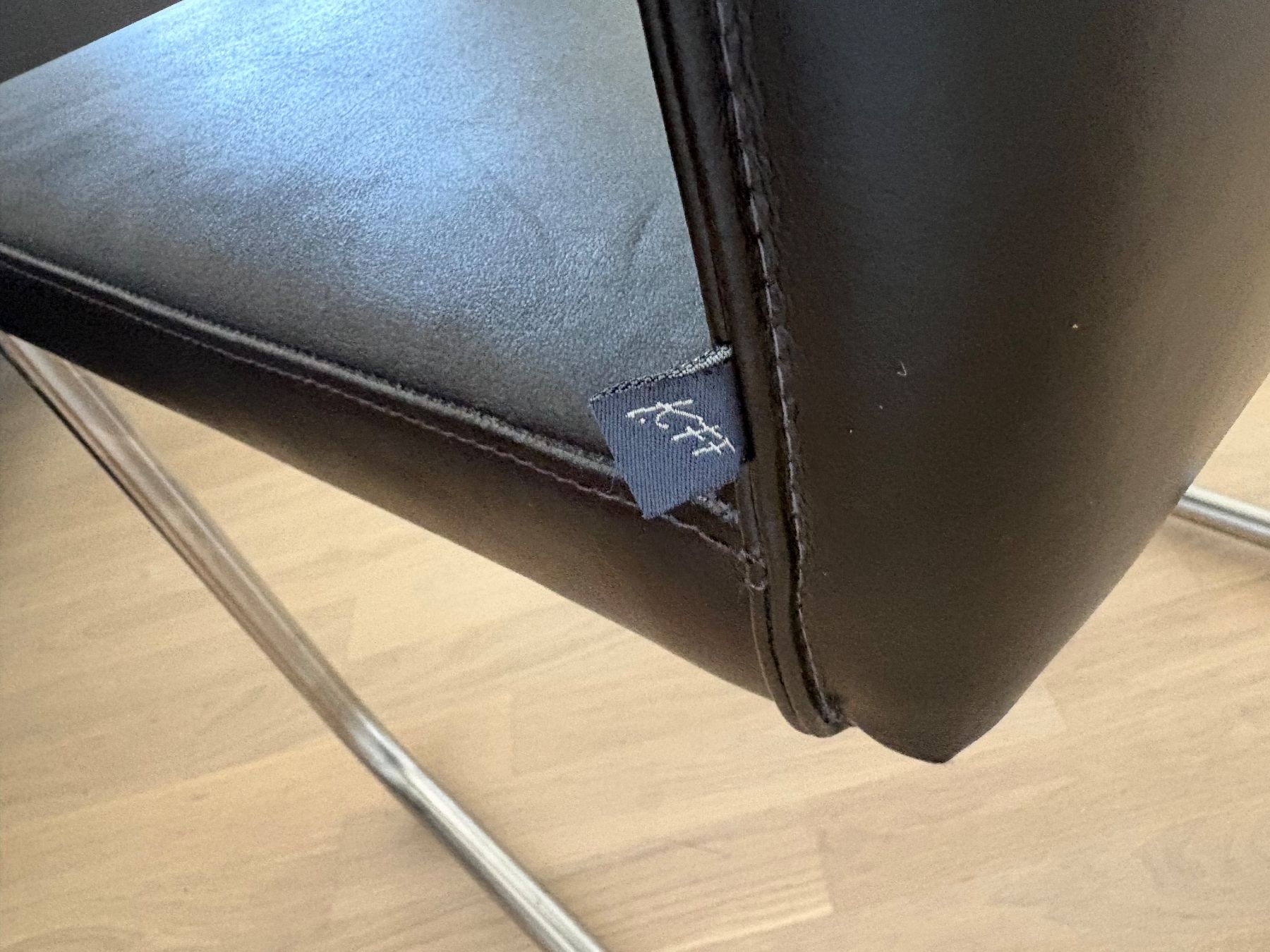 Chaises: KFF Aura Designer Stühle, 6er - Leder – D'occasion à Cham par Mintfox 4