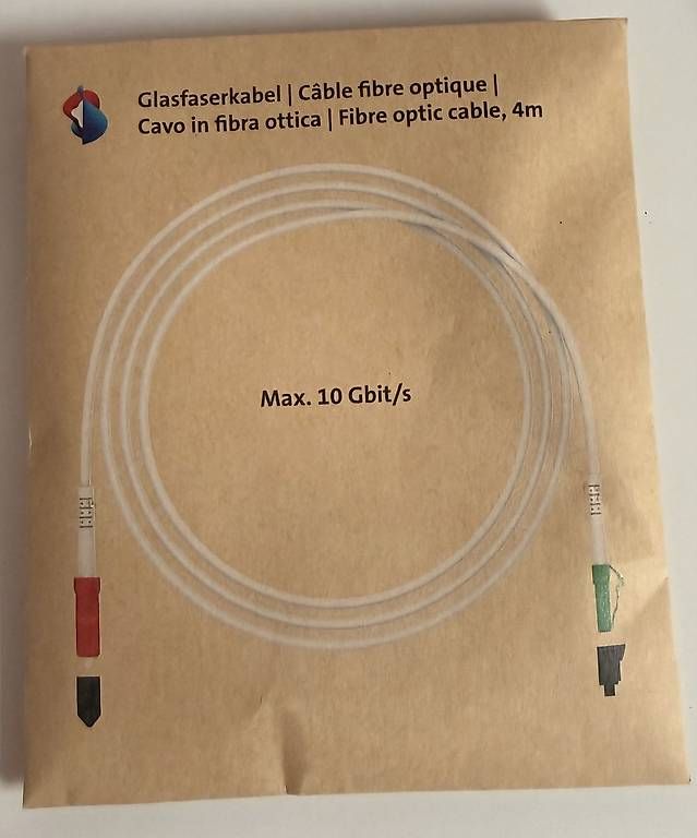Cavi: Glasfaserkabel / Fibre Optic Cable 4 m  bis 10 Gbit/s – Nuovo e nell'imballaggio originale da Hochdorf venduto da Lilporto