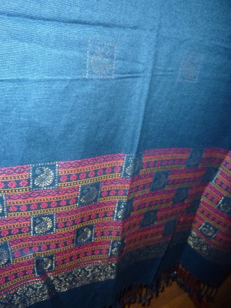 écharpe neuf laine turquoise avec motifs pour femme