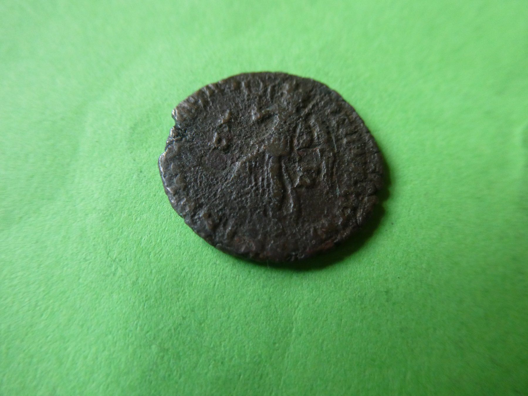 Tutti le monete: uralte Bronzemünze  16 mm     1.81 g – Usato da Hinterforst venduto da Rohusri 2