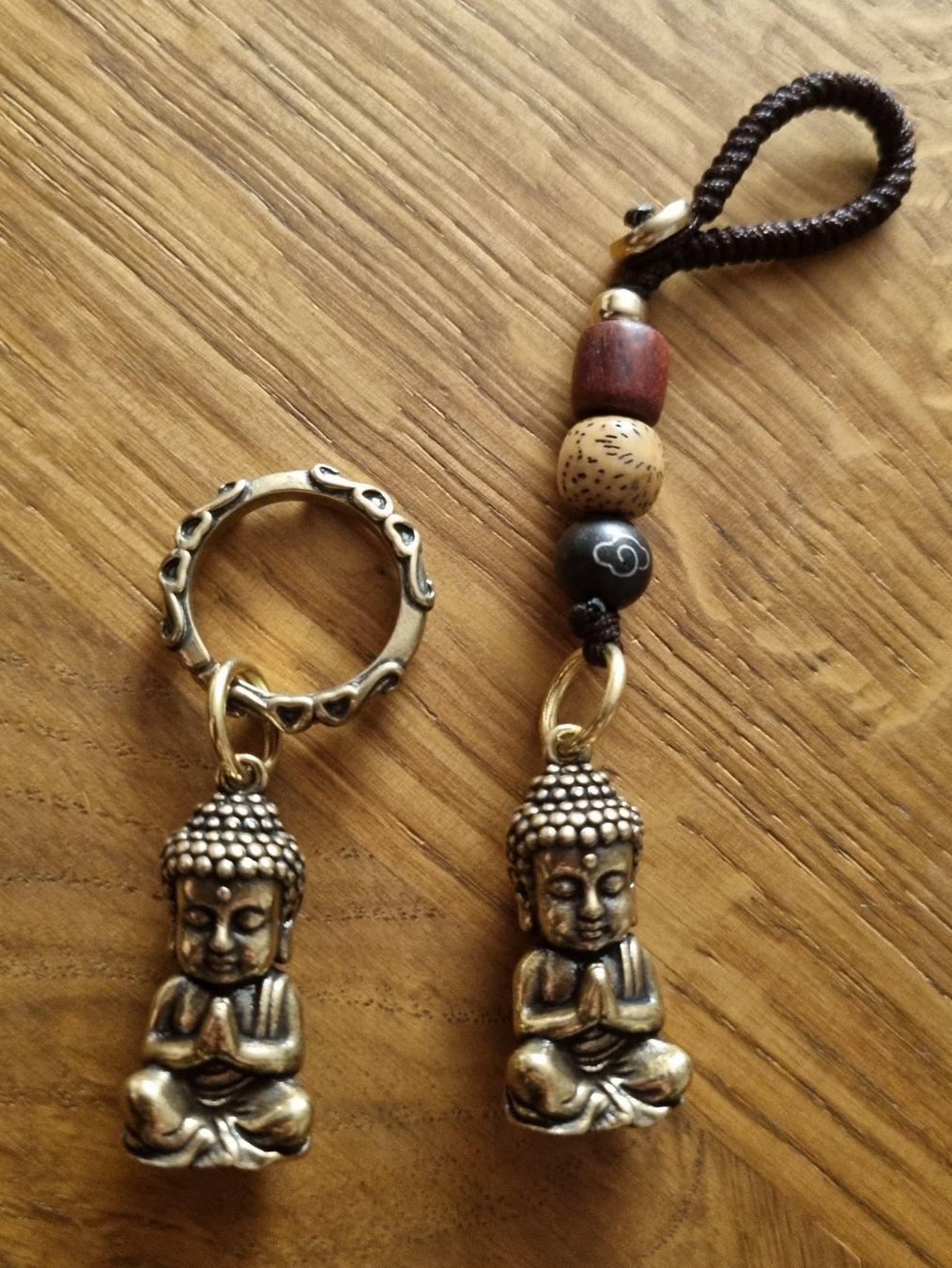 Portachiavi: Buddha Figur als Schlüsselanhänger – Nuovo e nell'imballaggio originale da Gattikon venduto da myartshop