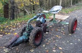Motormäher Jrus mit Anhänger