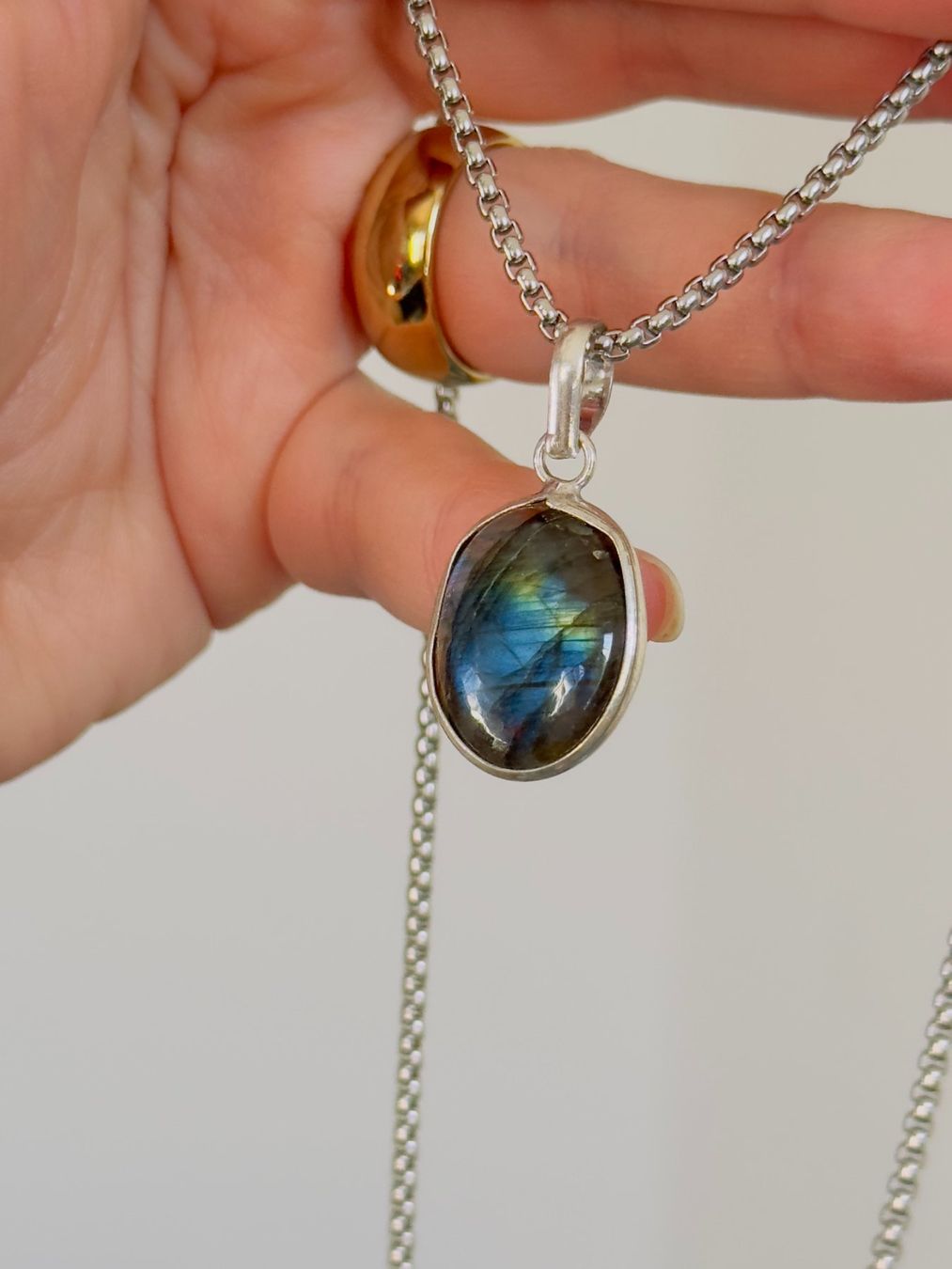 Catenine: Fashionable labradorite necklace – Nuovo e nell'imballaggio originale da Genève venduto da AGBERG 3