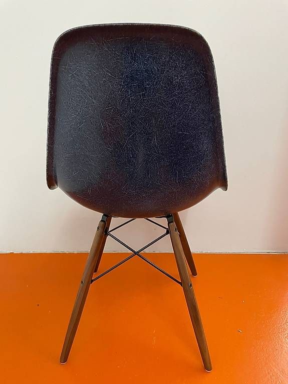 Sedie: Eames side chair - Navy Blue – Usato da hermrigen venduto da Hasihasi2 2