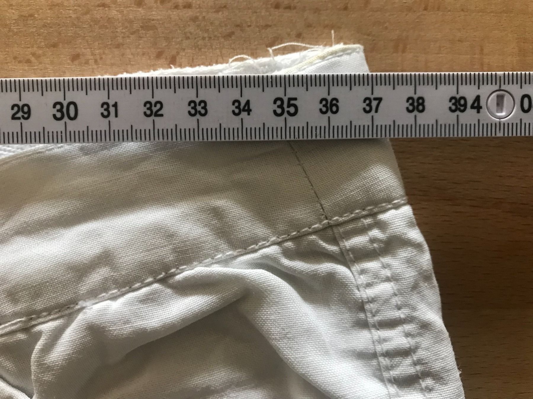 Pantaloni: Short Mac & Ross – Usato da Meyrin venduto da dijin 1