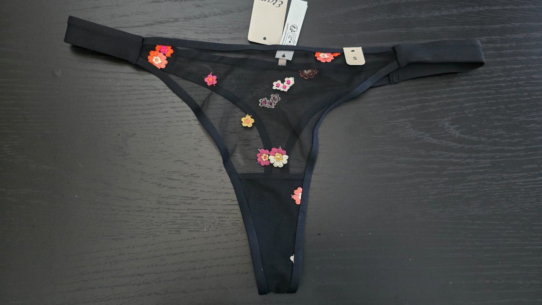 Etam Altra biancheria intima: 💖 Etam String - S - Paradis – Nuovo e nell'imballaggio originale da Thalwil venduto da VitaMini