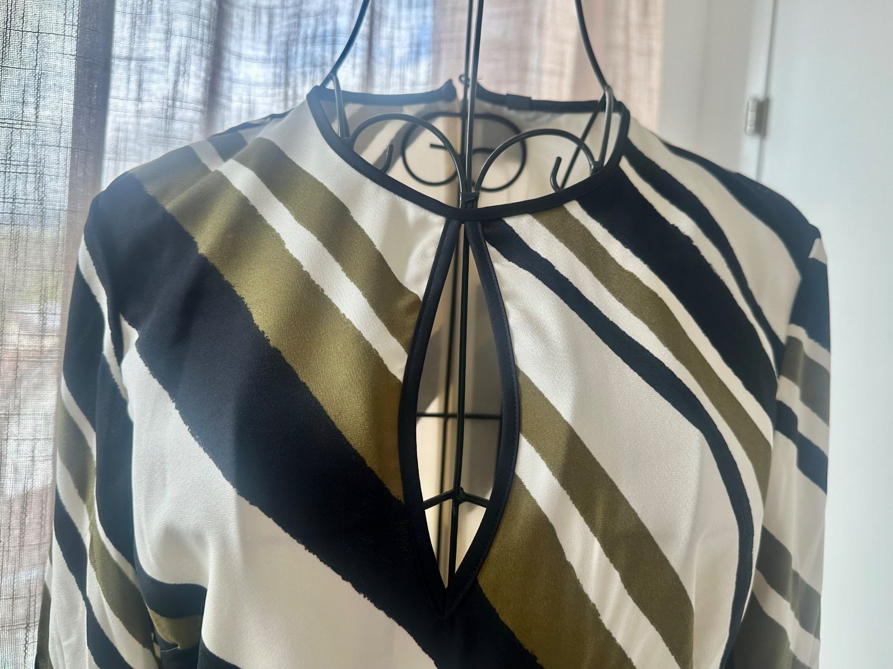 Mango Vestiti: Schickes Kleid von Mango, NEU – Nuovo e nell'imballaggio originale da Bremgarten AG venduto da jiom 2