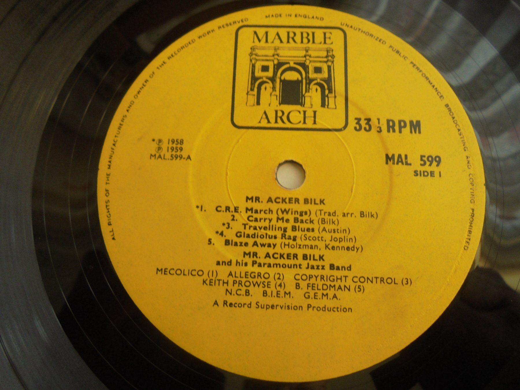 Vinyles: Mr Acker Bilk and his Paramount Jazz Band / UK 1966 – D'occasion à Crissier par Promopost 2