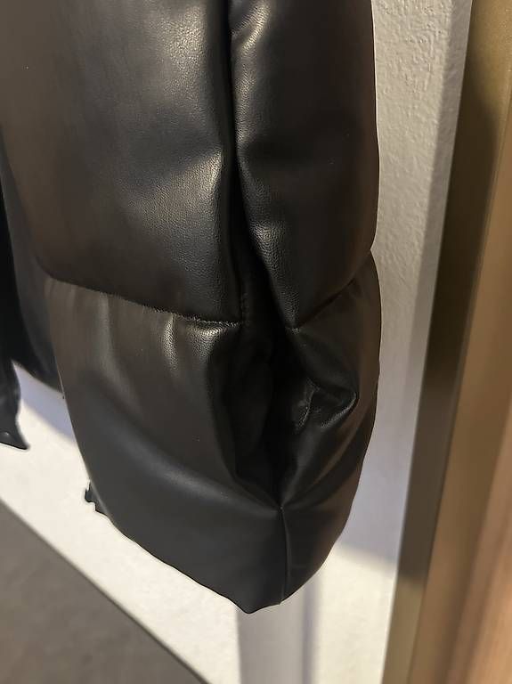 Gilet & Giacche senza maniche: Zara Lederweste XS – Nuovo e nell'imballaggio originale da Zürich venduto da fabienne.fkl 3