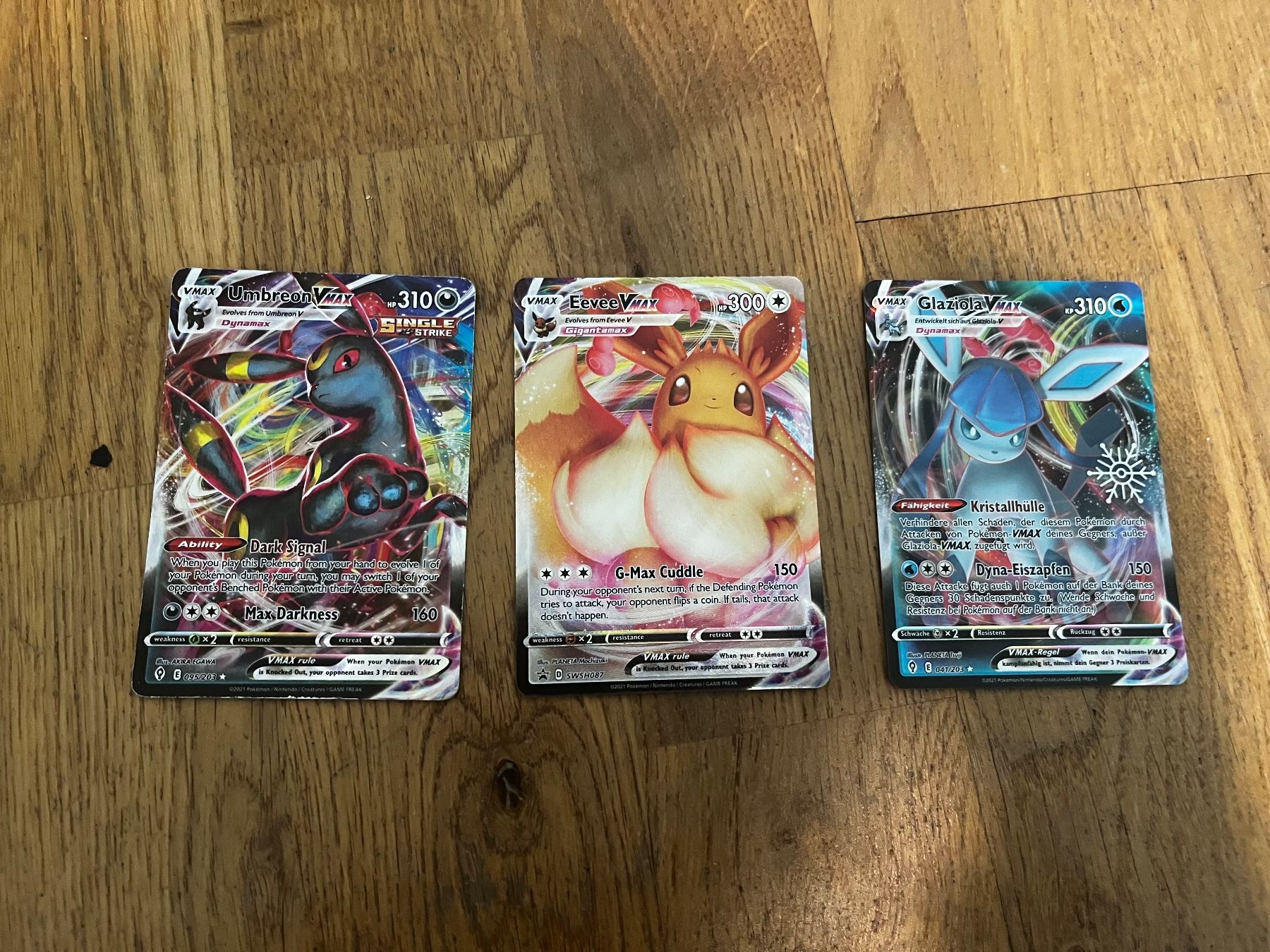 Pokémon Carte collezionabili: Pokémon Evoli evolution (Umbreon,Eevee,Glaceon) VMAX – Usato da Zürich venduto da fri00