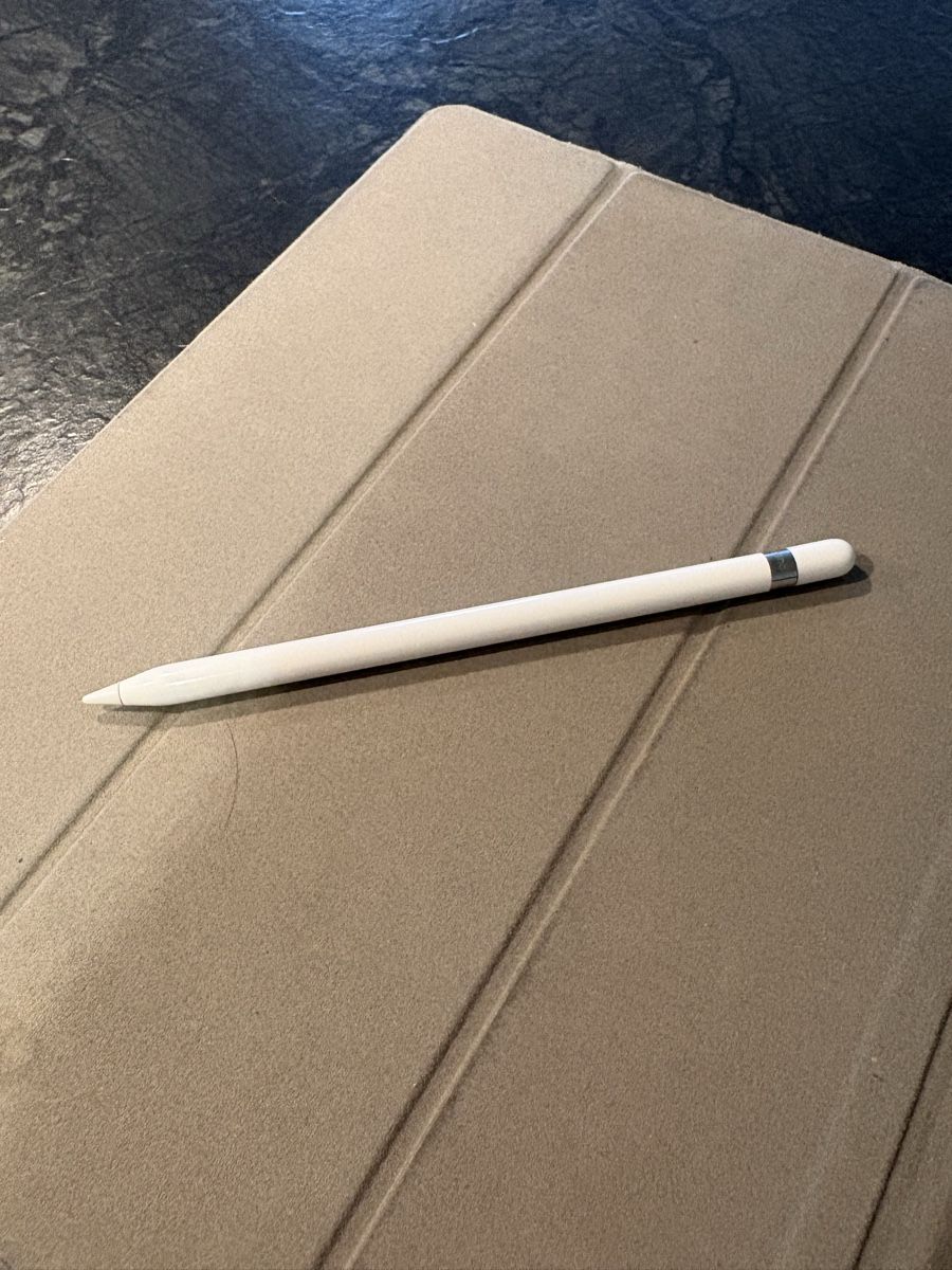 Apple Tablettes PC: iPad Pro 12.9 pouces 2e génération  – D'occasion à Chézard-St-Martin par M.C2501 5