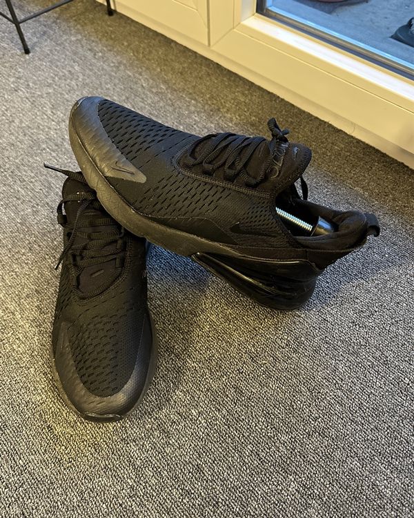 Air max hotsell 270 taille 44