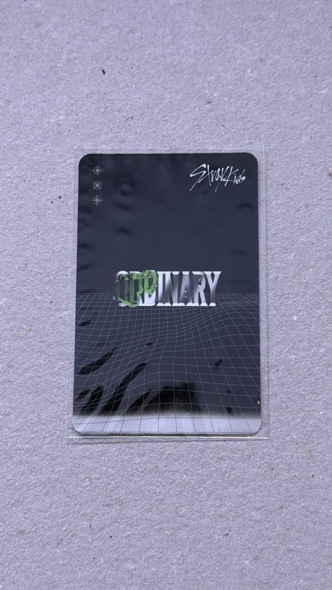 Sammelbilder & Trading cards: Stray Kids ODDINARY Lee Know Photocard – Neu (gemäss Beschreibung) aus Meggen von awk_nkn7 1