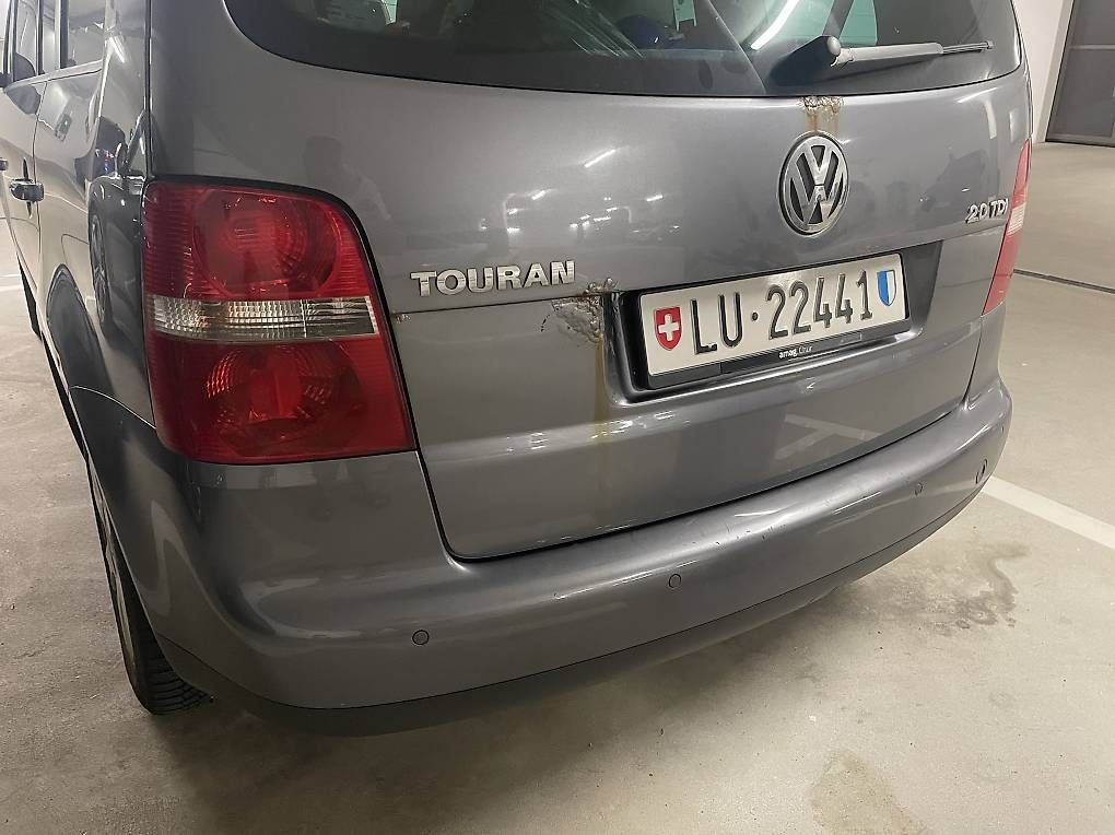 Automobili: VW Touran 2.0 TDI Highline – Usato da Sursee venduto da Pergjegjaj 3