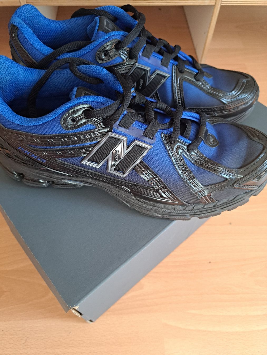 New Balance Scarpe da uomo: New Balance 1906R  – Nuovo (secondo la descrizione) da Adliswil venduto da danfarrar