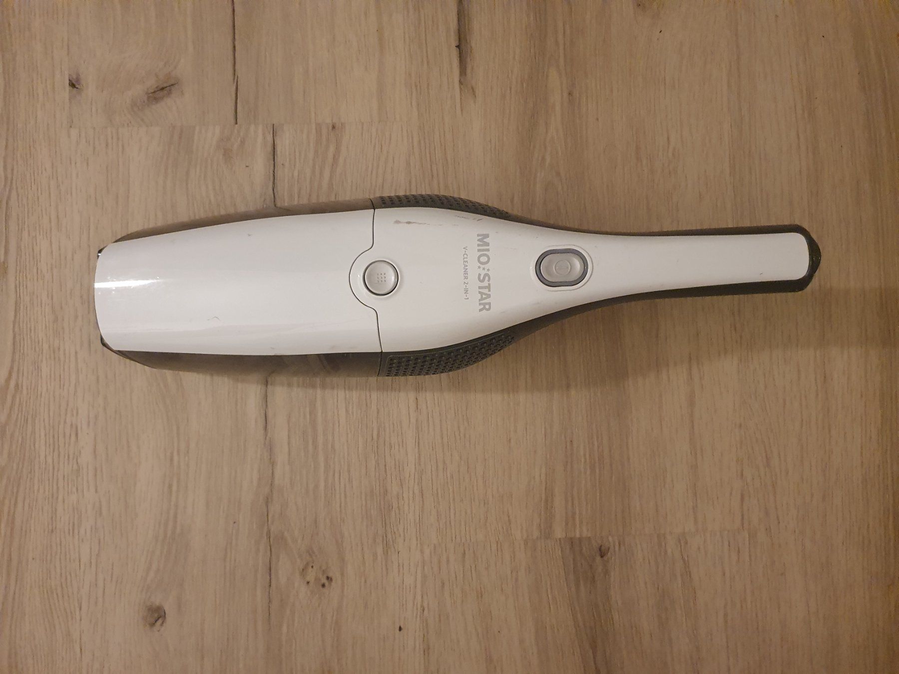 Mio Star Aspirapolveri & Accessori: Kabelloser Staubsauger V-Cleaner 2-in-1 – Usato da Nussbaumen AG venduto da jul_t76k 2