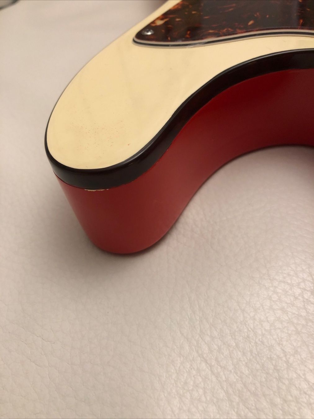 Fender Musikinstrumente: Fender Telecaster American Deluxe Thinline 2013 body – Gebraucht aus Sugiez von  6