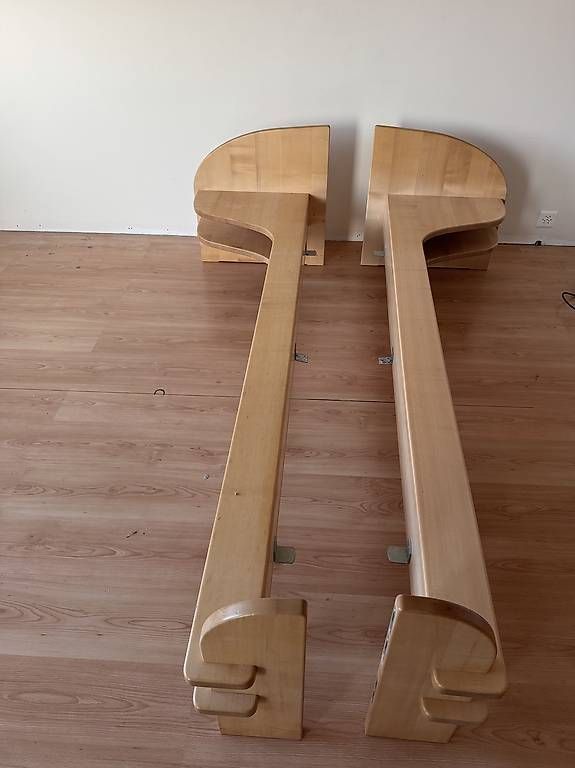 Betten: Bettgestell  -  Liegefläche 1.60 x 2.00 – Gebraucht aus Seengen von sad_nd5s 4