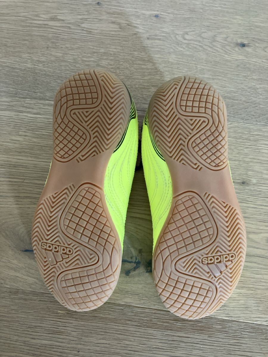 Adidas Scarpe per ragazzi: Hallenturnschuhe – Usato da Hinwil venduto da zorro83 1