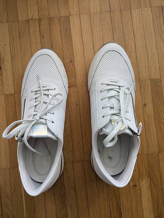 Scarpe da donna: Sneaker Damen remonte Grösse 39 – Usato da Zürich venduto da est_q7sj 2