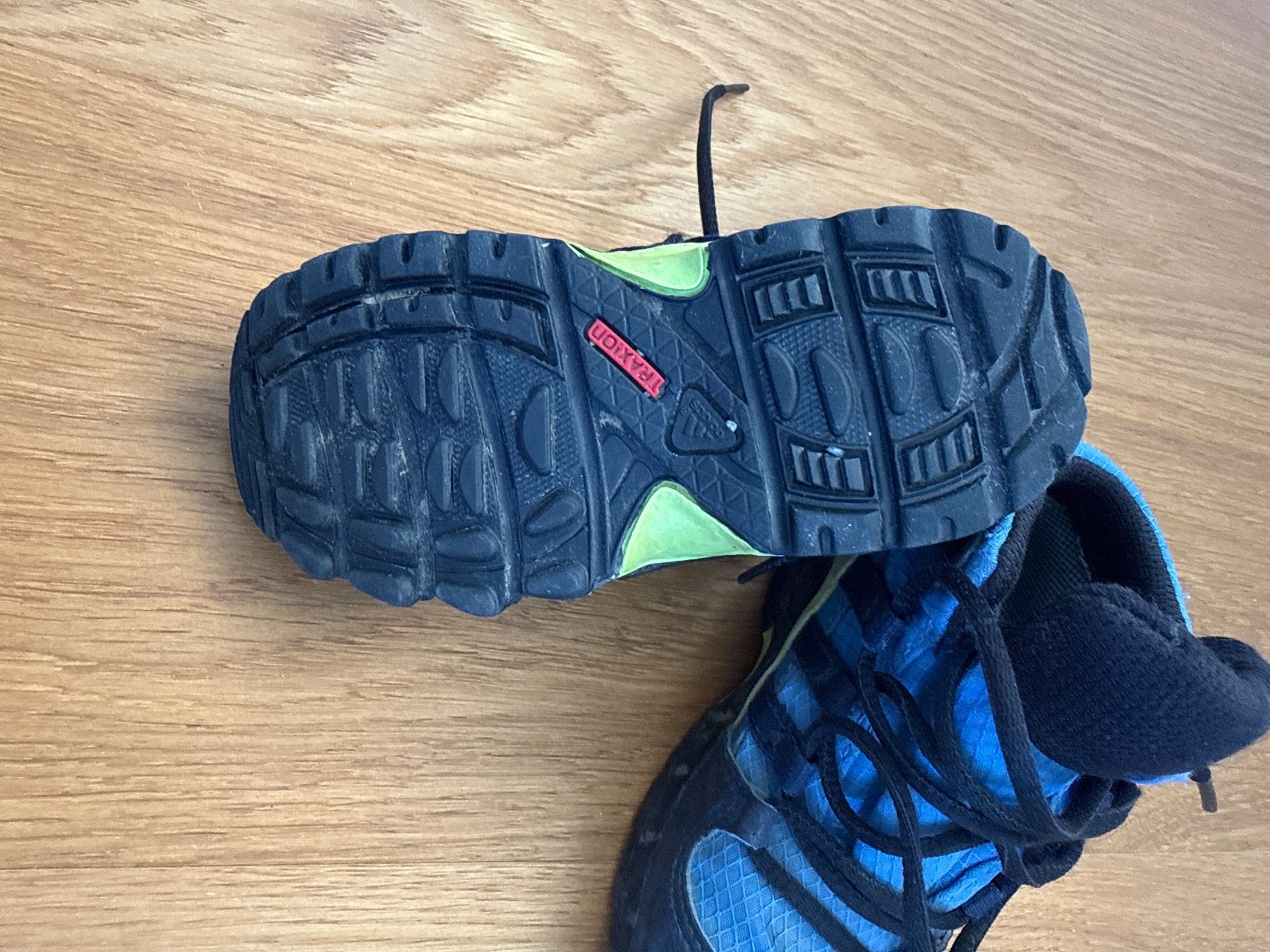 Adidas Schuhe für Jungen: Wanderschuhe Terrex Adidas, Grösse 23 – Gebraucht aus Münchenbuchsee von sterbsli 2