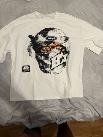 Bränd T-Shirt, weisses Shirt mit speziellem Print, Top!