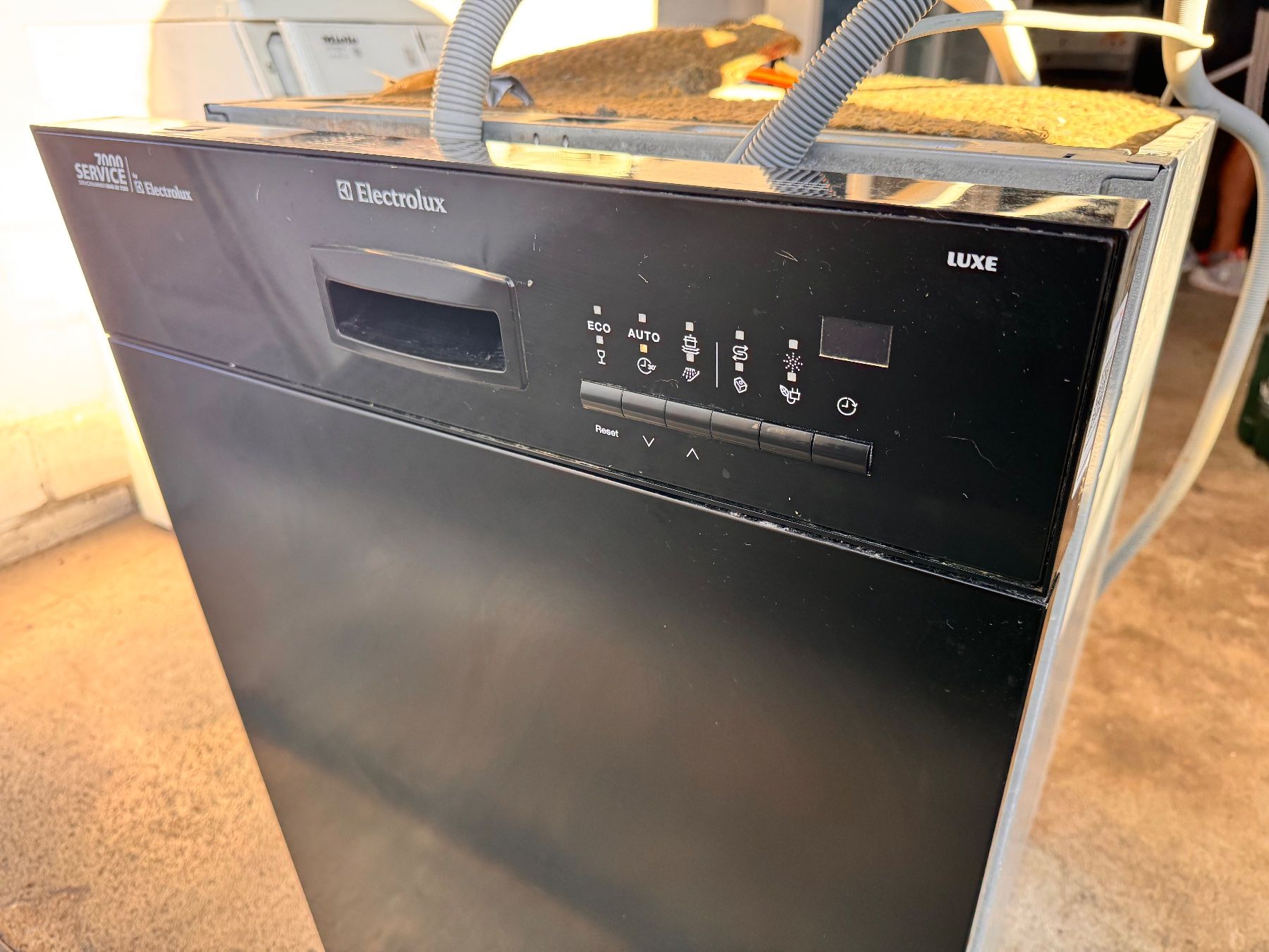 Electrolux Lavastoviglie: Electrolux Geschirrspüler 55cm – Usato da Horw venduto da dancav 1
