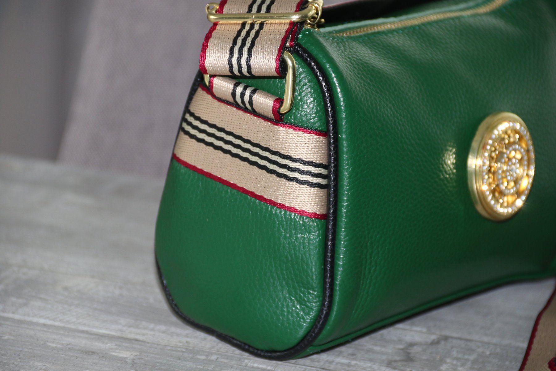 Borse da donna: Neue mega schöne echt Ledertasche – Nuovo (secondo la descrizione) da Oberwil-Lieli venduto da Svetlana28 3