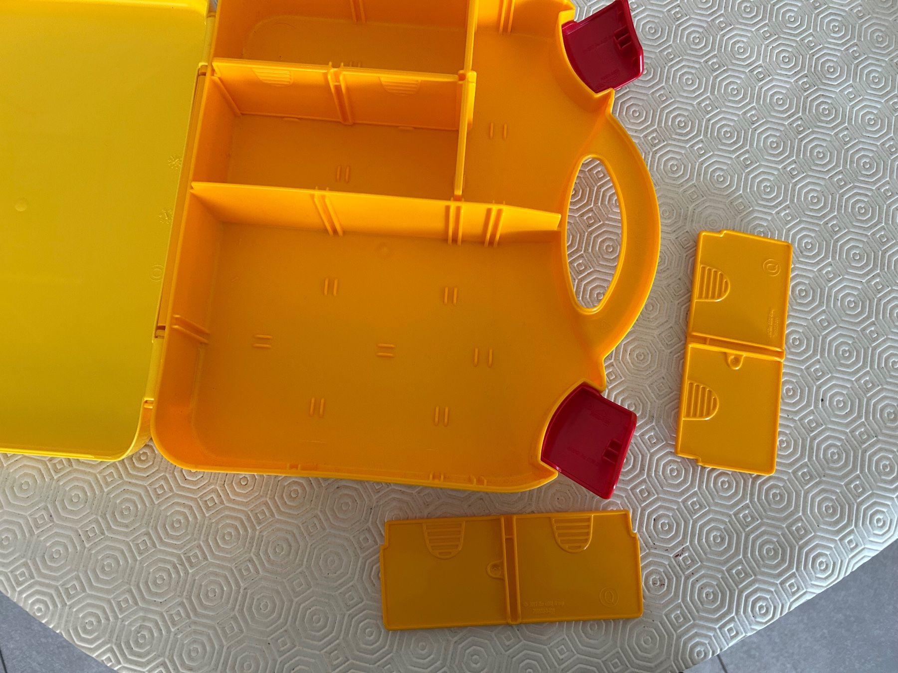 Lego Kit di costruzioni: Gelbe Lego Box zu reisen – Usato da Arbedo venduto da nadia1973 4