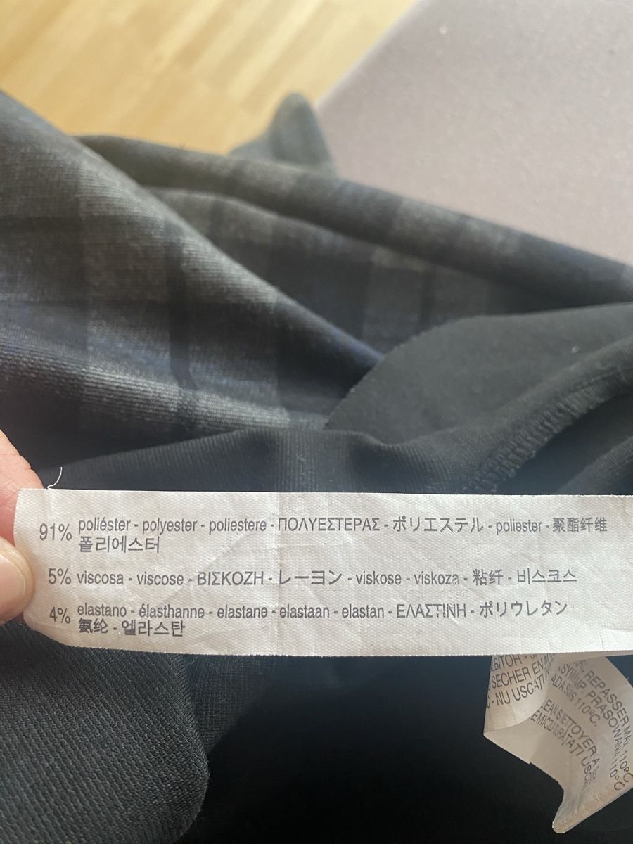Zara Kleider: ZARA Kariertes Kleid Grösse Xl – Gebraucht aus St Gallen von Berta343 5