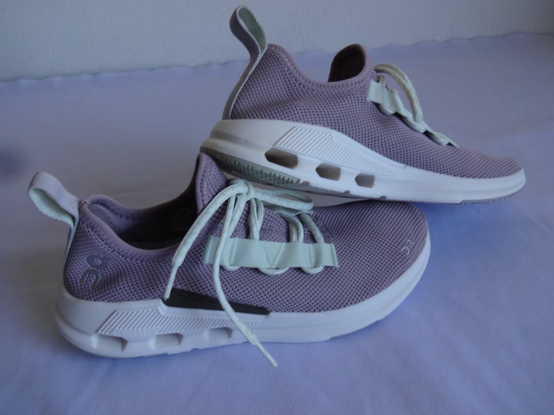 On Scarpe da donna: ON  Schuhe  Nr.41 – Nuovo (secondo la descrizione) da Frauenfeld venduto da Riaa 5