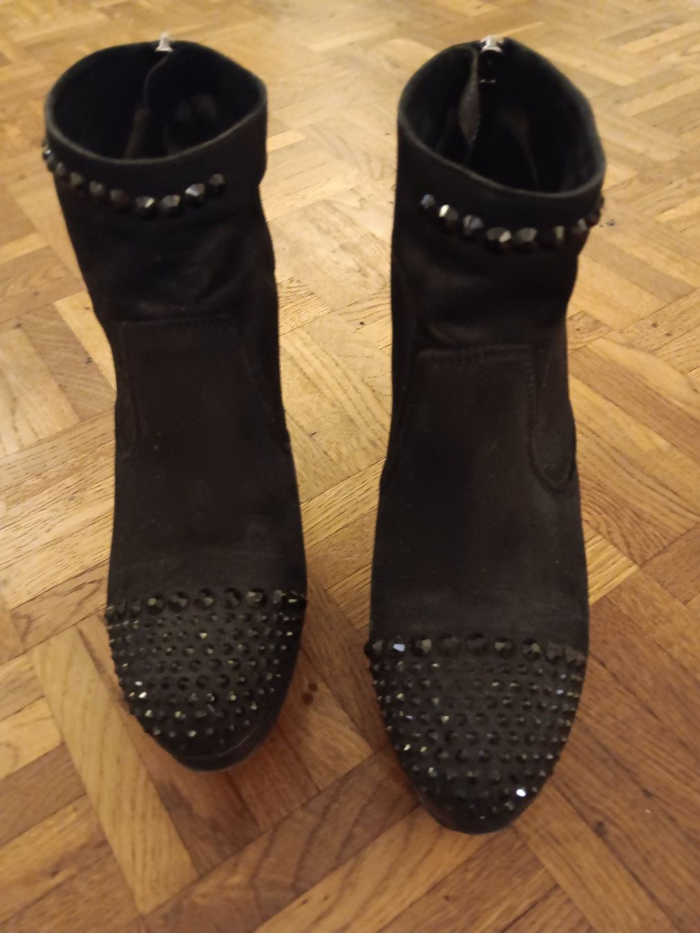 Damenschuhe: Schwarze Stiefeletten mit Strass, Gr. 38 – Gebraucht aus Suhr von fah_95vt 1