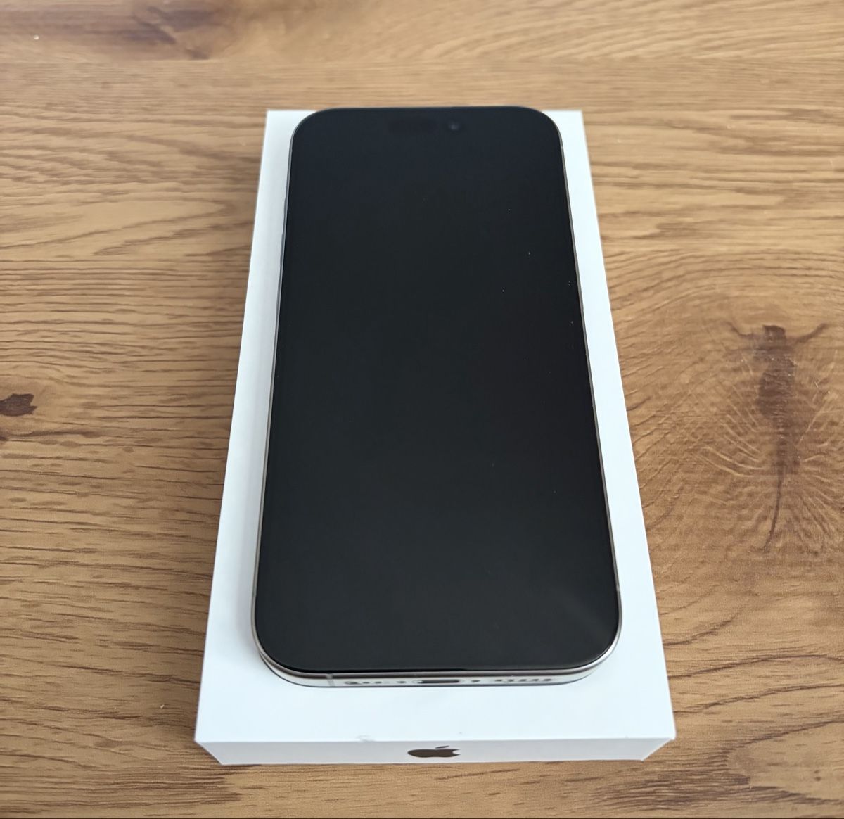 Apple Telefoni cellulari / Smartphones: Iphone 15 Pro, 256GB, super Zustand – Usato da Emmenbrücke venduto da Lukee1901 3