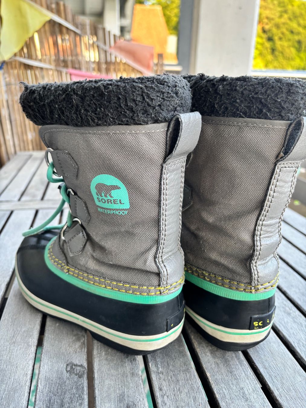 Sorel Scarpe per ragazzi: Winterstiefel Sorel Gr. 32 – Usato da Herzogenbuchsee venduto da MoLa85 1