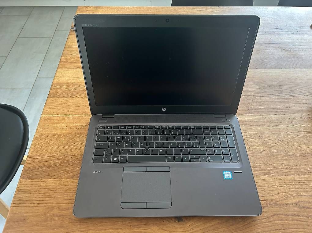 Hewlett Packard Notebook: HP ZBook 15u G4 – Difettoso da Ueken venduto da jon_ffr5 4