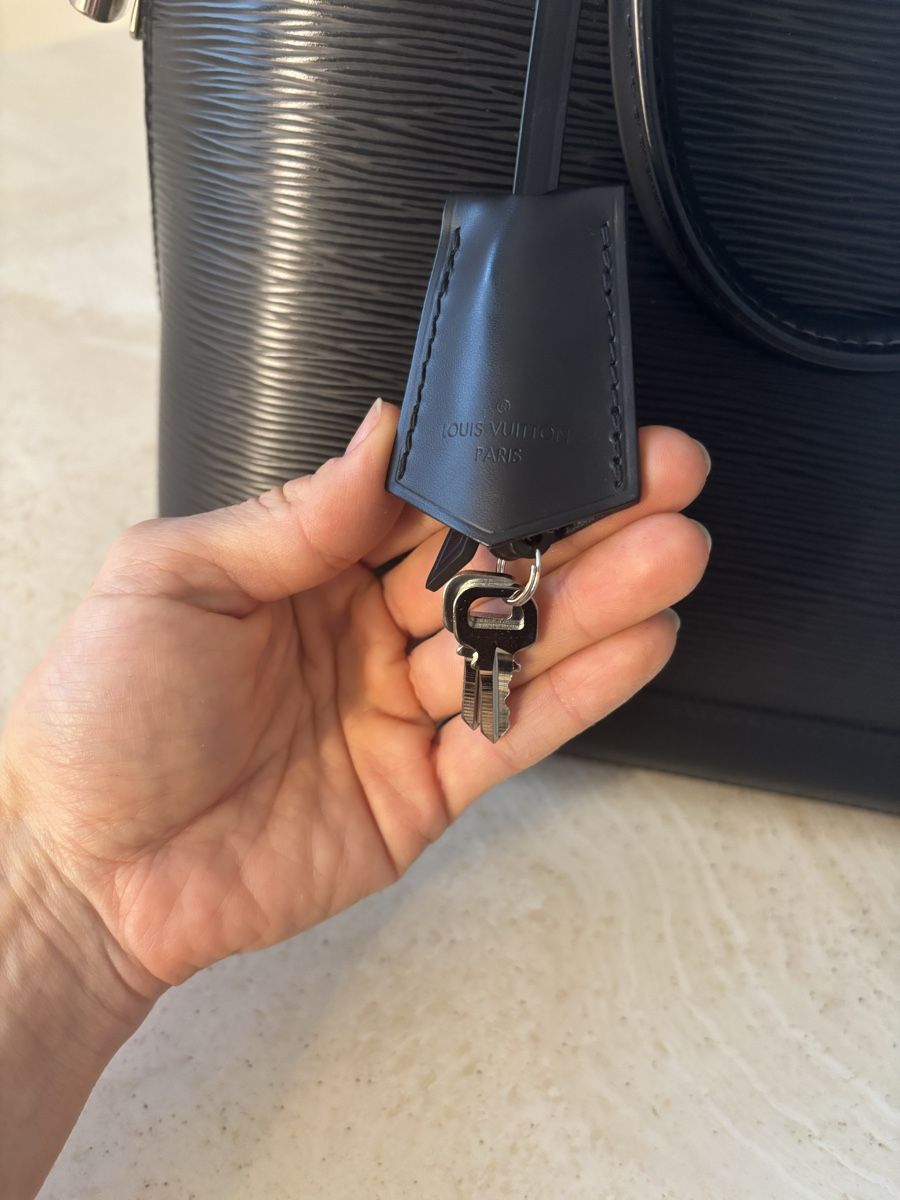 Louis Vuitton Borse da donna: Louis Vuitton Alma PM Epi Leder Schwarz – Nuovo (secondo la descrizione) da Zürich venduto da car_9sdb 3