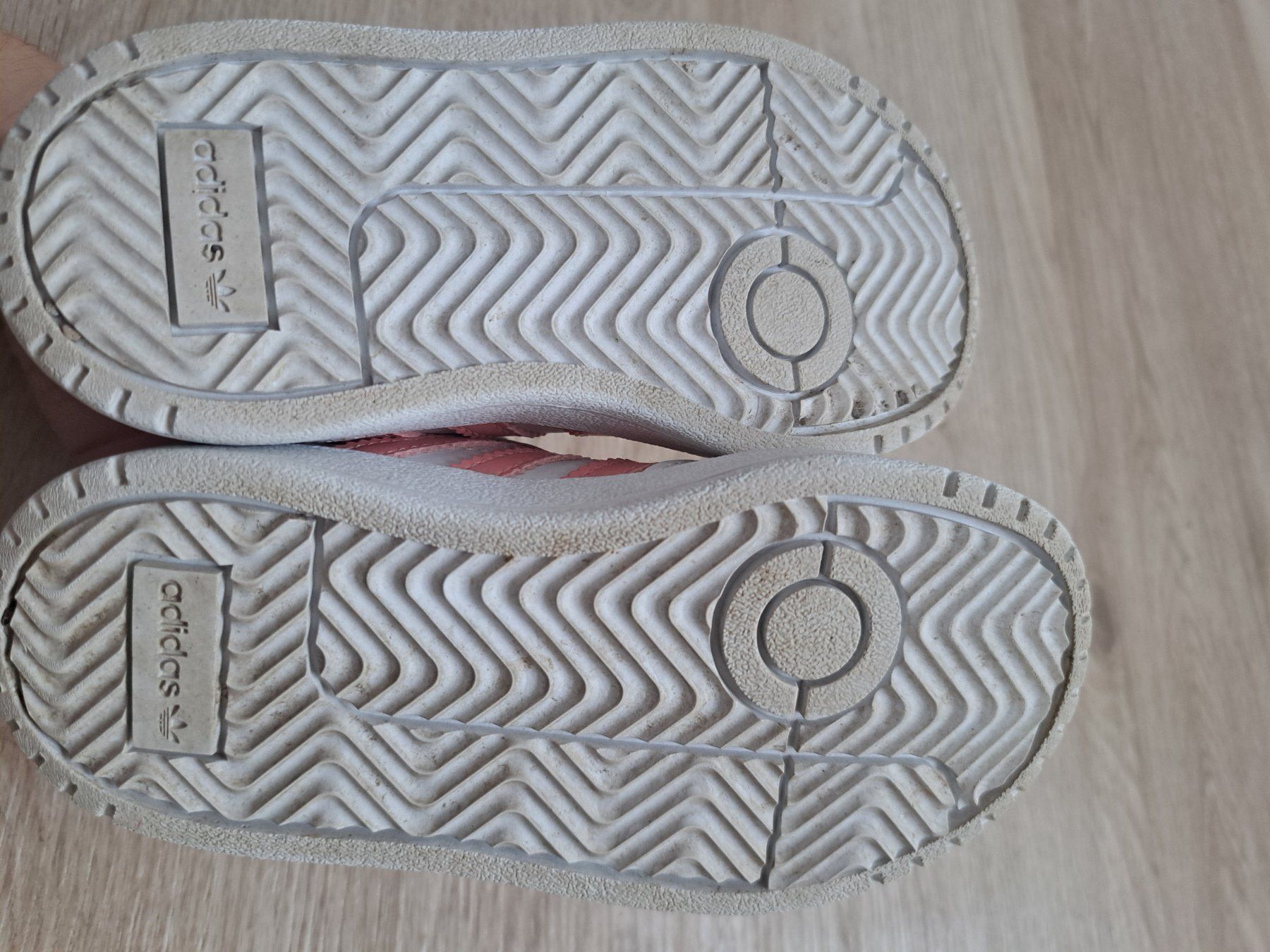 Adidas Scarpe per ragazze: Baskets Adidas - Taille 25 – Usato da Pampigny venduto da aur_h5sl 3