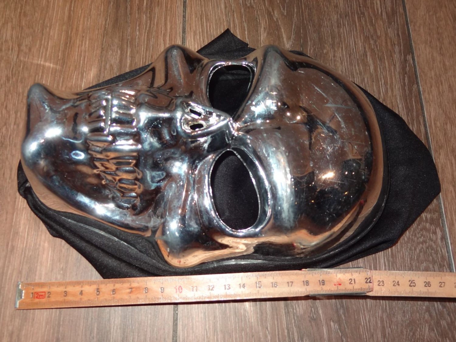 Costumes: Masque crâne couleur argenté – D'occasion à Satigny par salvatore73 3
