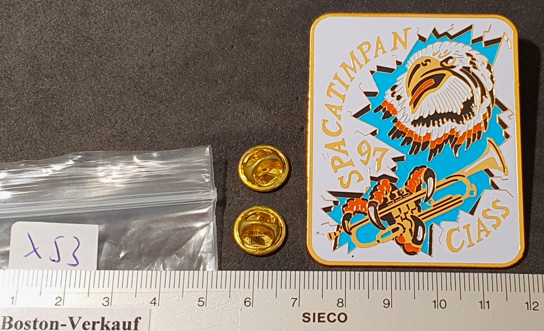 Plaketten & Abzeichen: X53 - Grosser Pin Spacatimpan Chiasso 1997 – Gebraucht aus Reinach BL von Boston-Verkauf 2