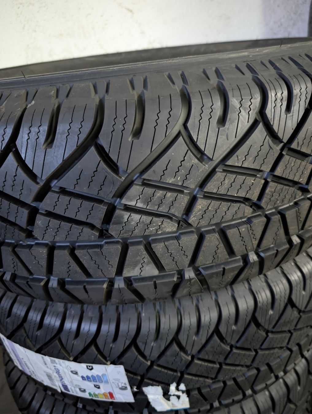 Michelin Pneus & Roues: Winterreifen  – Neuf avec emballage d'origine à Dürrenäsch par Pneu-Idris 1