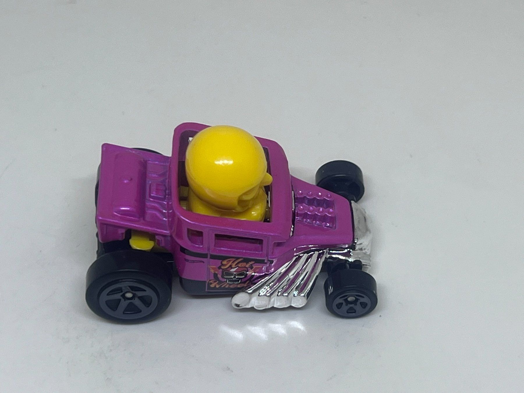 Hot Wheels Modellini d'auto: Hot Wheels Skull Shaker #644 – Usato da Wildegg venduto da LaaBoutique 1