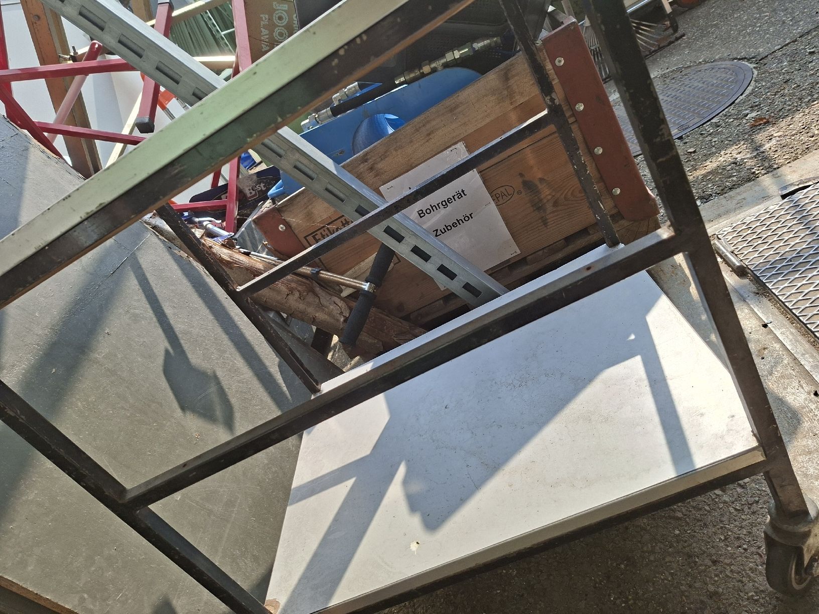 Valigie & Borse: Rollwagen/Werkstattwagen Transportwagen – Usato da Grossdietwil venduto da hufi10 4
