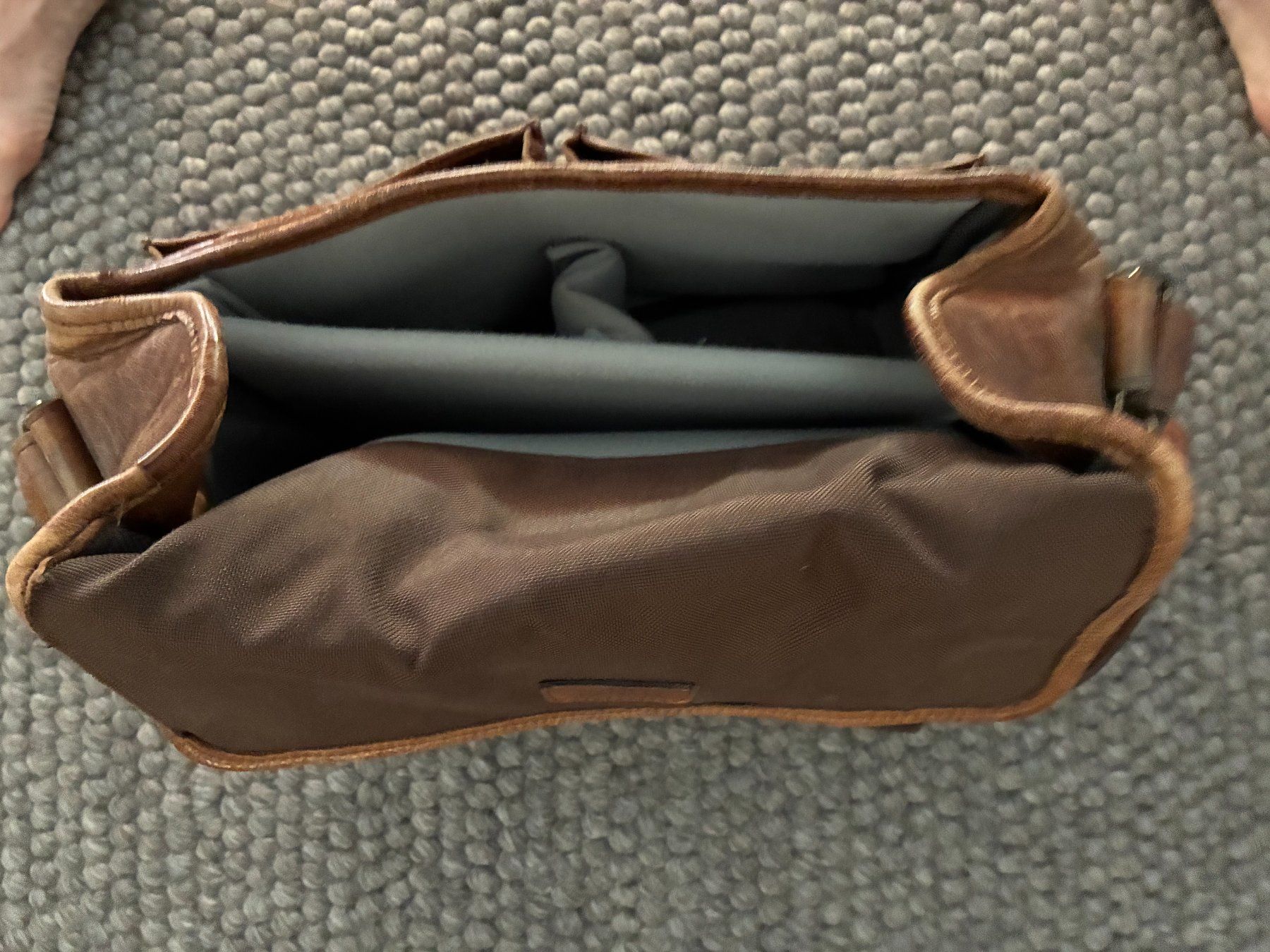Koffer & Taschen: Ledermappe – Gebraucht aus Basel von bar_6mb9 5