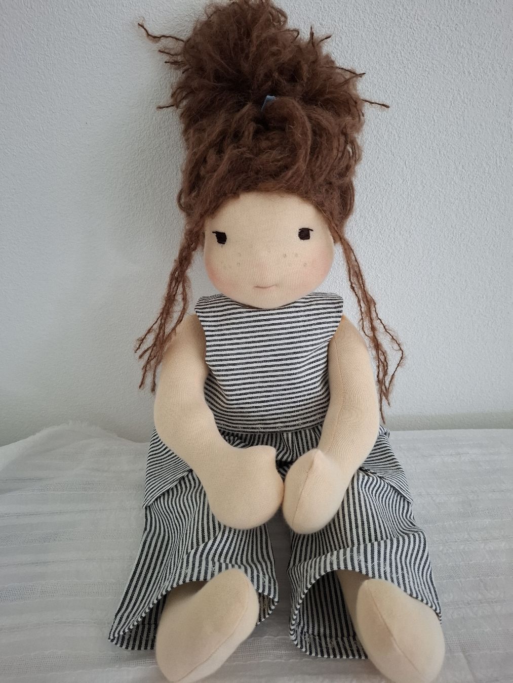Bambole: Stoffpuppe nach Waldorf Art – Nuovo (secondo la descrizione) da Port venduto da elarte