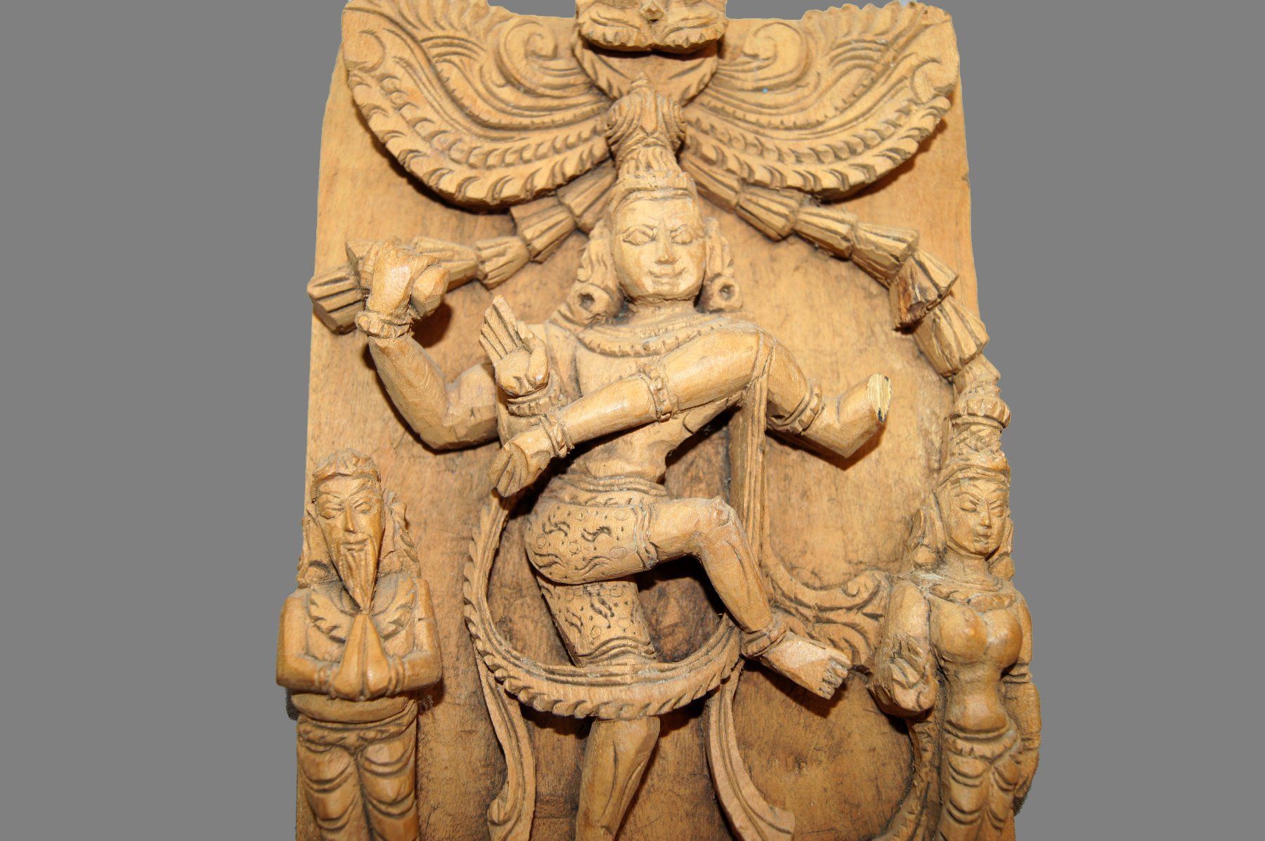 Statuette: Geschnitztes Panel mit tanzendem Shiva, wohl aus Bali – Usato da Geroldswil venduto da ARTEFACTO 2