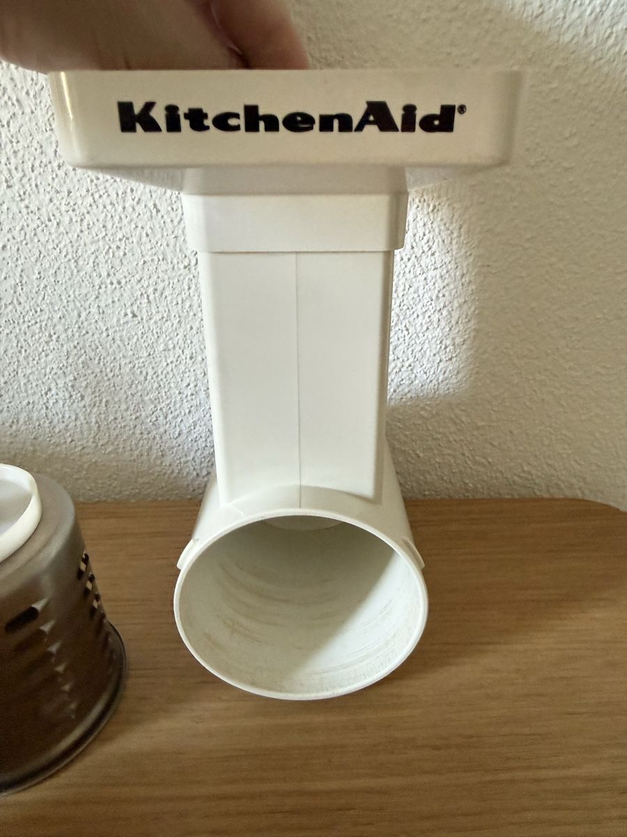 Kitchenaid Elettrodomestici da cucina: Accessoire KitchenAid râpe trancheuse – Usato da Kloten venduto da Mumiiin 1