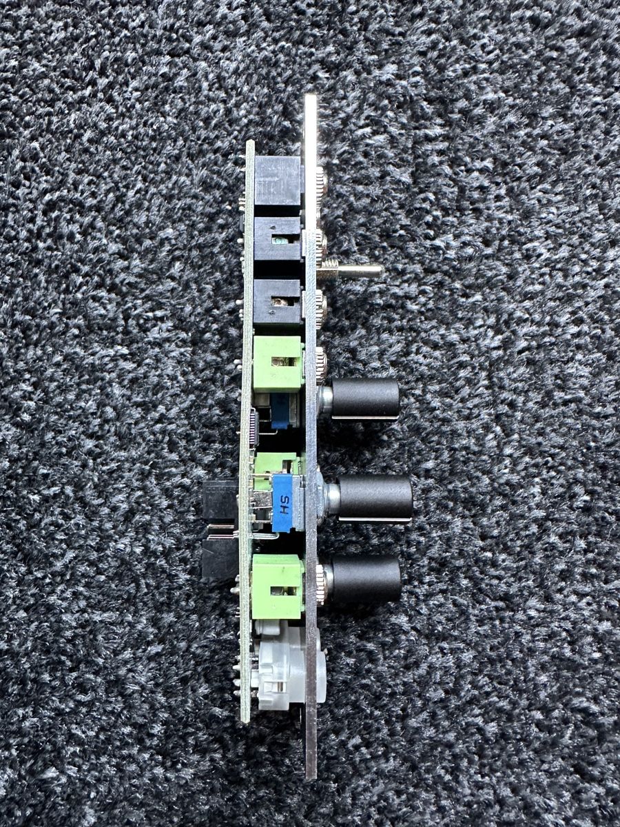 Strumenti musicali: Endorphines Running Order Sequencer - Eurorack Module – Usato da Zürich venduto da aiselin 4