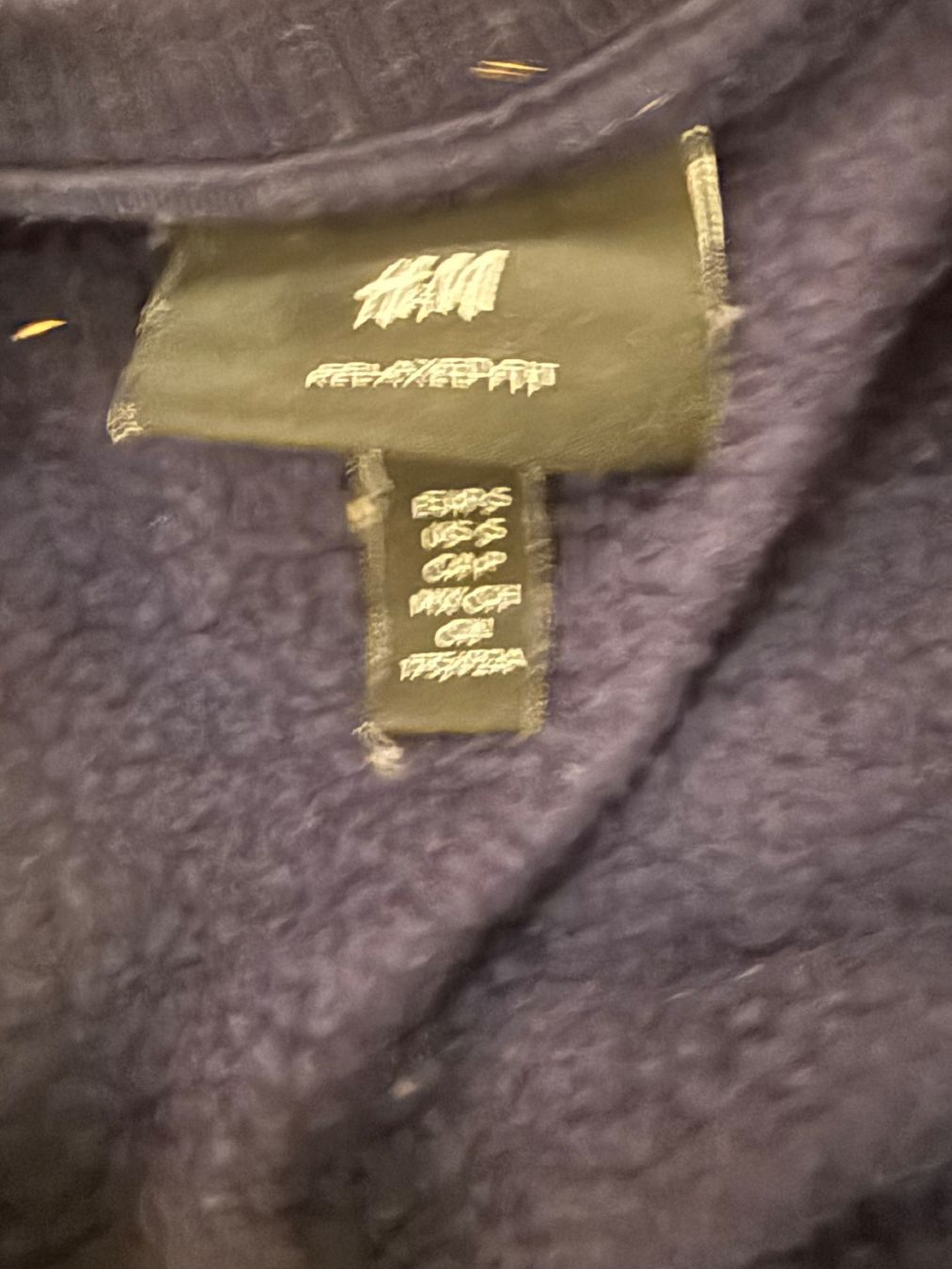 H&M Maglioni & Felpe: H&M Pullover dunkelblau Grösse S gebrauchter Zustand – Usato da Hundwil venduto da Sandysan1702 2