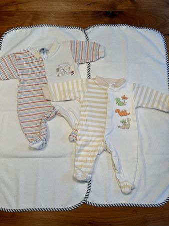 2 Baby Strampler 0-3 Monate 