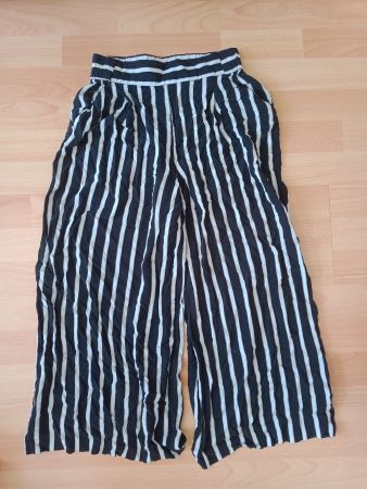 H&M gestreifte Sommerhose Culotte Hose wide leg Viskose 34